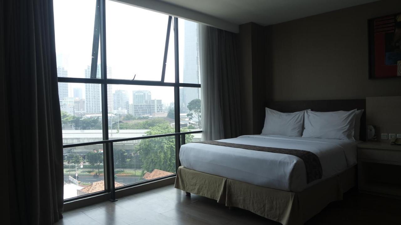 Avissa Suites Jakarta Exterior photo