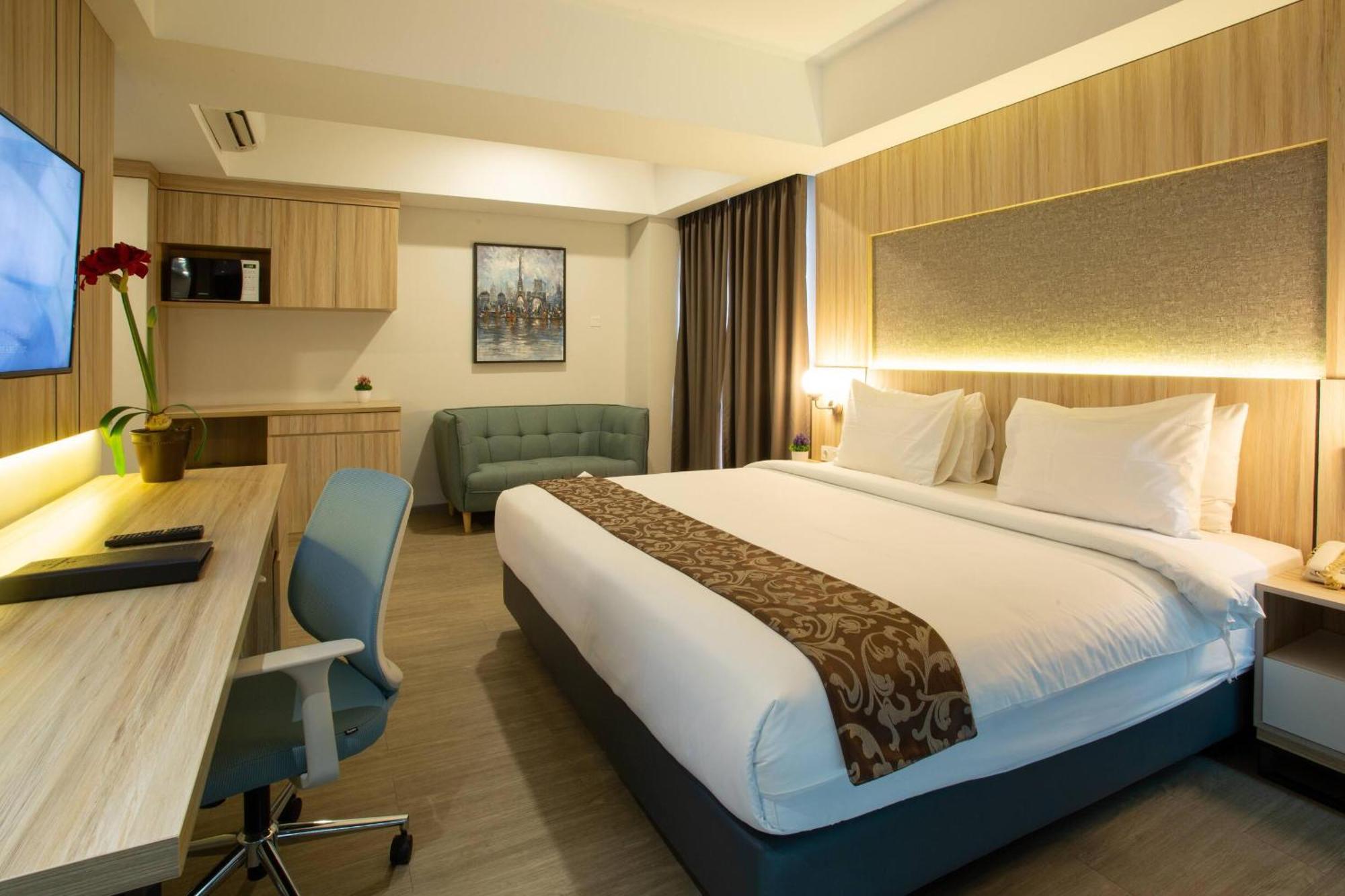 Avissa Suites Jakarta Exterior photo