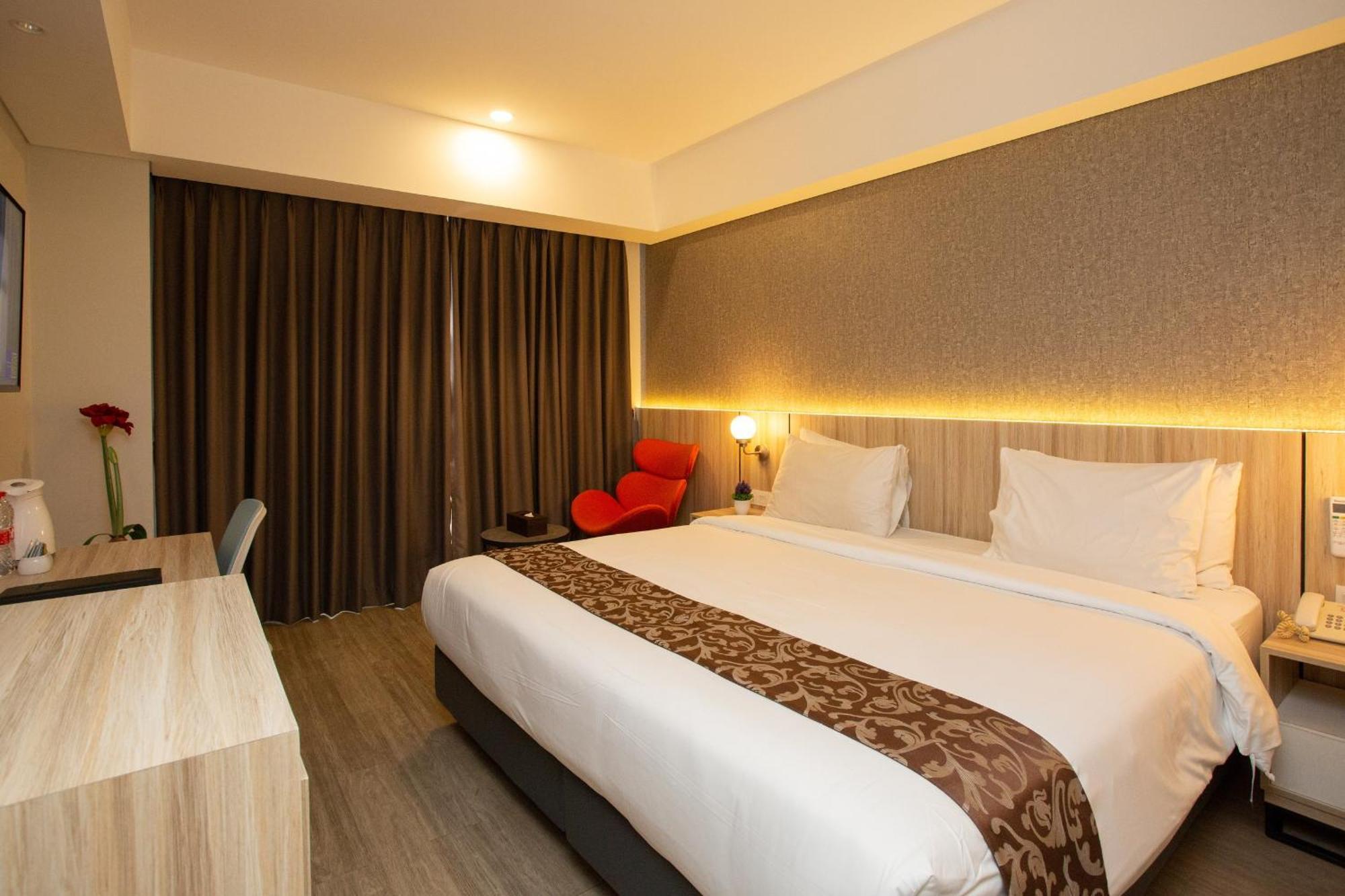 Avissa Suites Jakarta Exterior photo