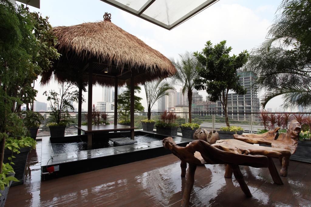 Avissa Suites Jakarta Exterior photo